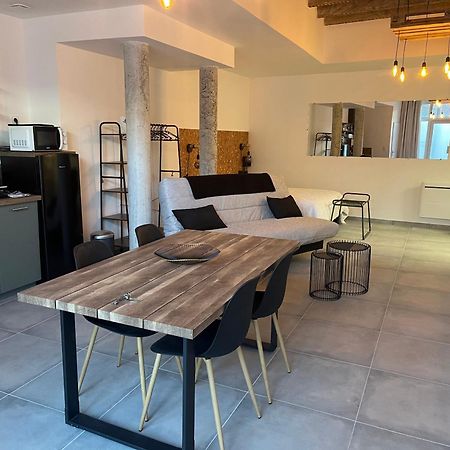 Loft Avec Terrasse Au Pied Du Chateau Amboise Exterior photo